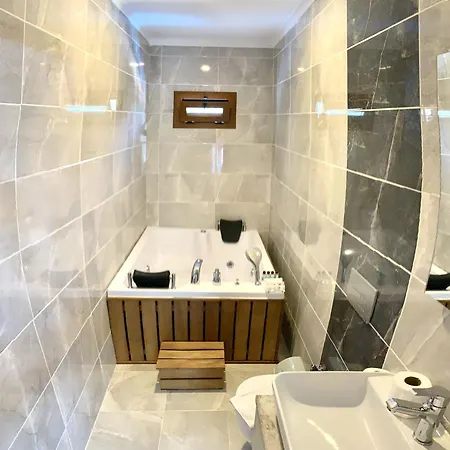 Willa Likya Akik 2+1 Villa, Oezel Havuzlu *
