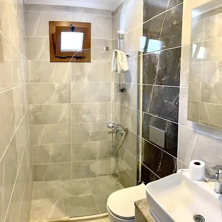 Likya Akik 2+1 Villa, Oezel Havuzlu * Fethiye