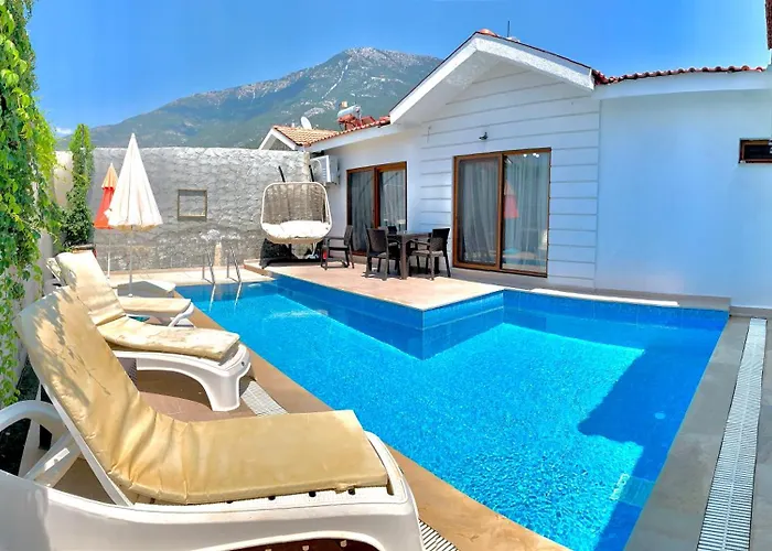 Likya Akik 2+1 Villa, Oezel Havuzlu * Fethiye